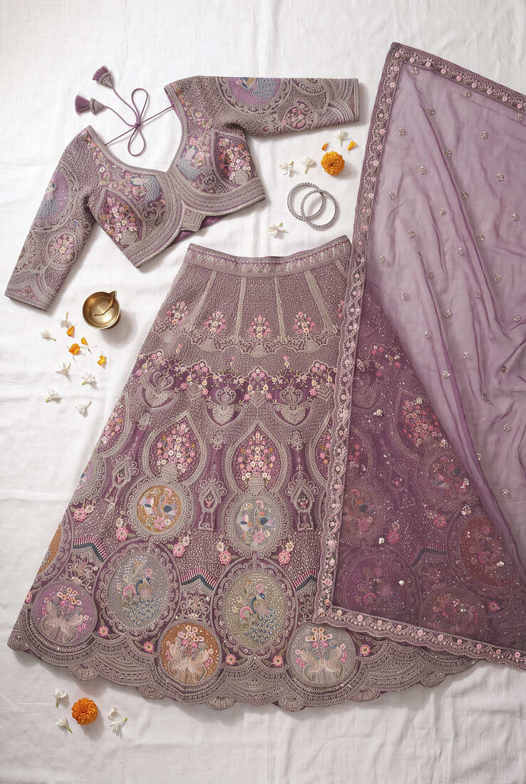Women’s Heavy Embroidered Wedding Lehenga Choli – Purple/Mauve Party Wear Ethnic Indian Lehenga with Scalloped Dupatta