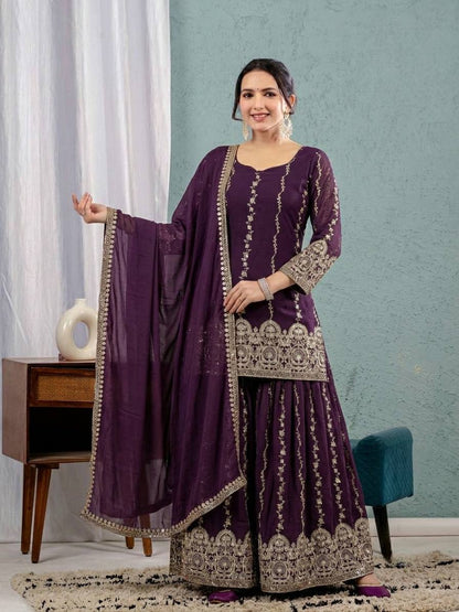 Stylish Purple Ensemble for Modern Women