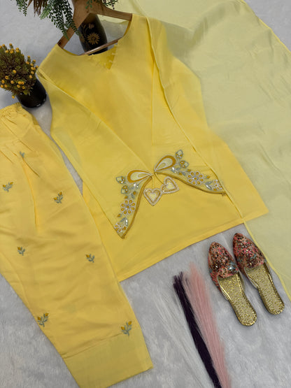 New Launching Đěsigner Party Wear Look top with farshi salwar
