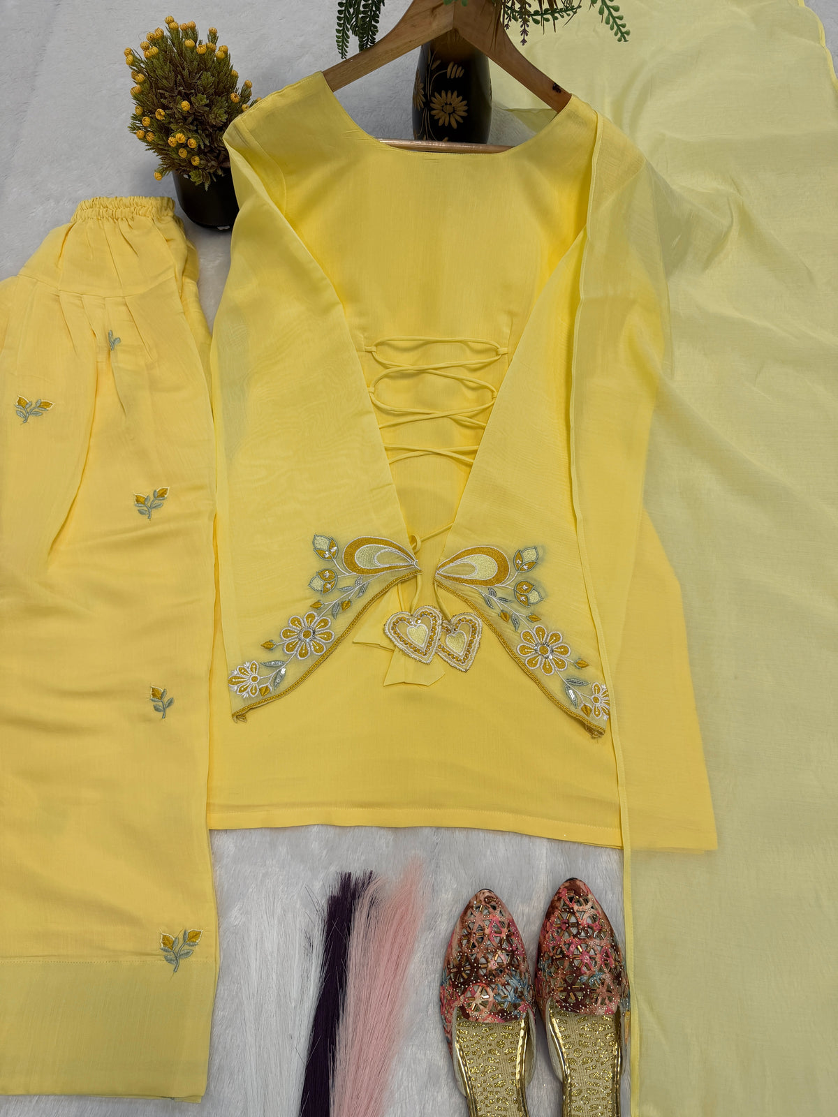 New Launching Đěsigner Party Wear Look top with farshi salwar