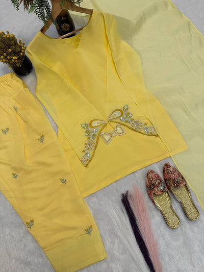 New Launching Đěsigner Party Wear Look top with farshi salwar