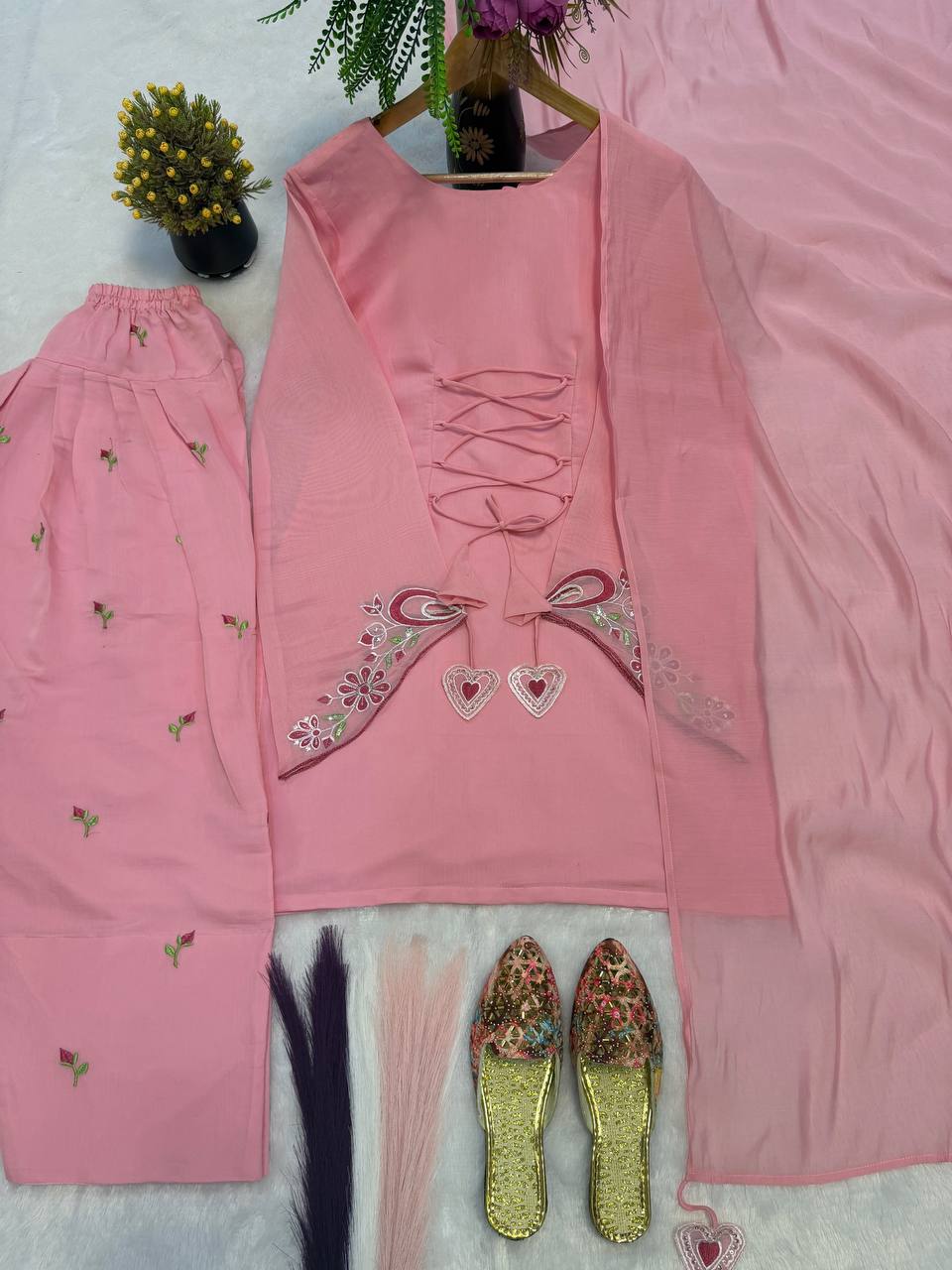 New Launching Đěsigner Party Wear Look top with farshi salwar