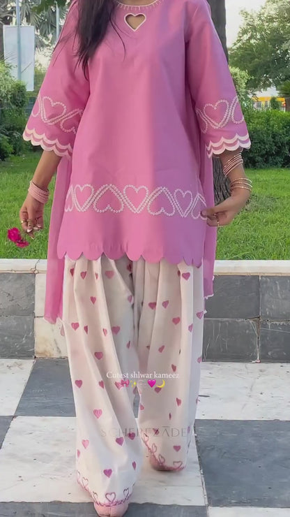 Đěsigner Party Wear Look Top With Farshi Salwar